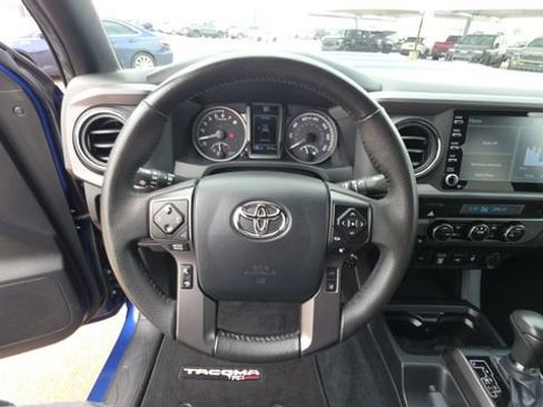 Used 2023 Toyota Tacoma TRD Sport w/ Technology Package AWD/4WD image 24