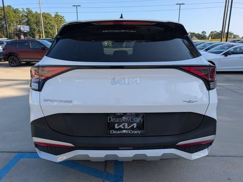 Used 2024 Kia Sportage EX FWD image 4