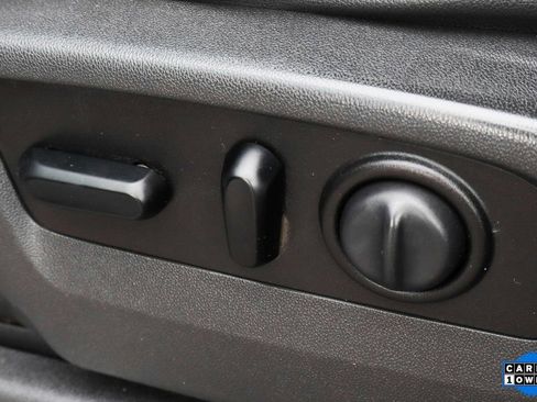 Used 2020 Chevrolet Silverado 1500 LTZ w/ LTZ Convenience Package image 16