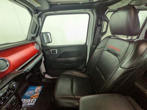 Used 2020 Jeep Gladiator Rubicon image 30