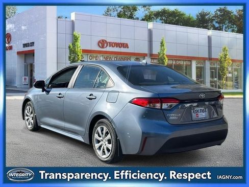 Used 2026 Toyota Corolla LE image 6