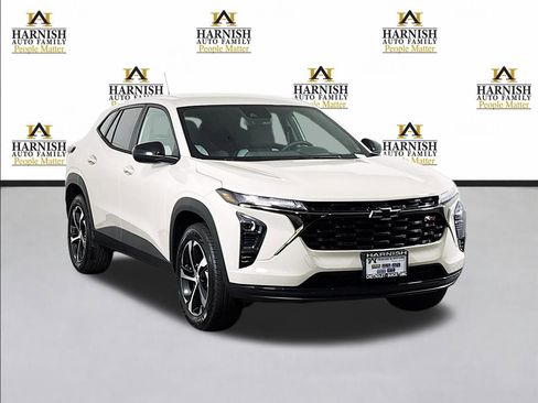 New 2026 Chevrolet Trax RS w/ Driver Confidence Package FWD image 1