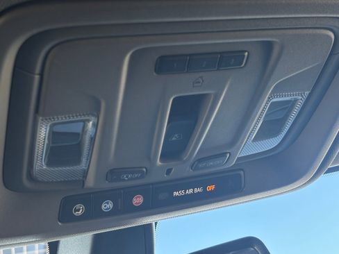 Used 2021 GMC Sierra 1500 SLT image 7