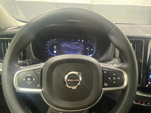 Used 2023 Volvo XC60 B5 Core w/ Climate Package image 15