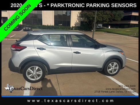 Used 2020 Nissan Kicks S FWD image 3
