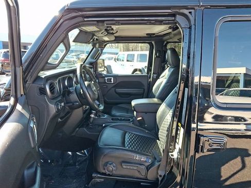 Used 2021 Jeep Wrangler Unlimited Sport image 17