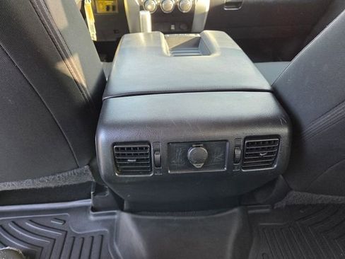 Used 2018 Toyota Tundra SR5 w/ SR5 Upgrade Package image 18