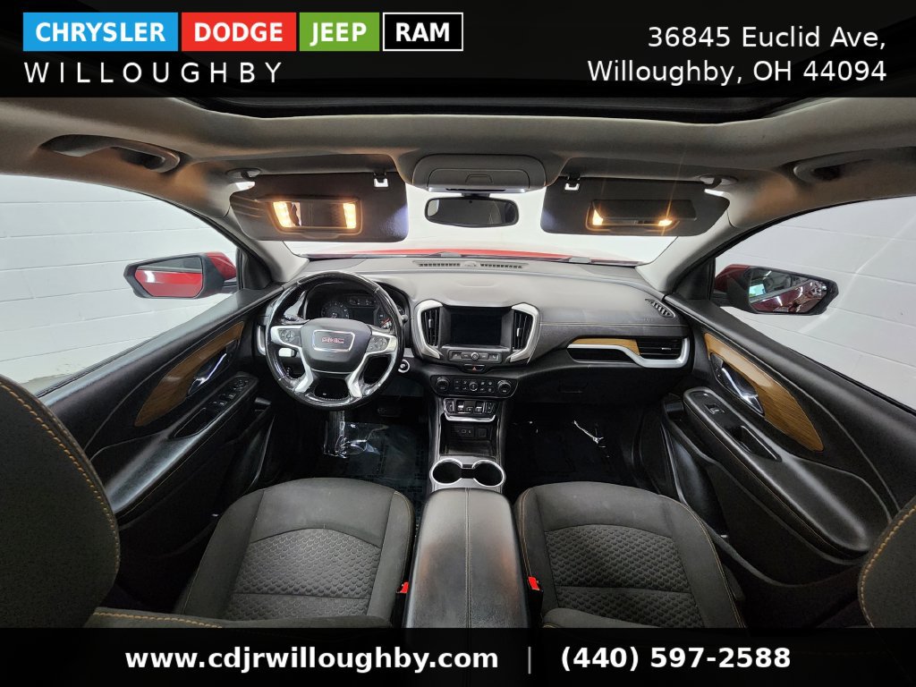 Used 2018 GMC Terrain SLE w/ Driver Convenience Package AWD/4WD image 30