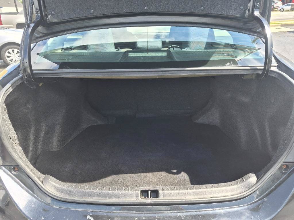 Used 2019 Toyota Corolla LE FWD image 11