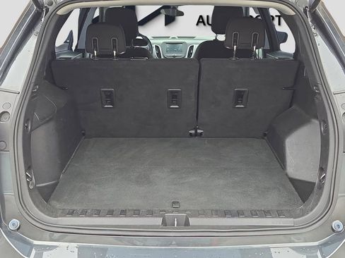 Used 2018 Chevrolet Equinox LS image 11