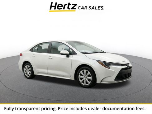 Used 2025 Toyota Corolla LE FWD image 1