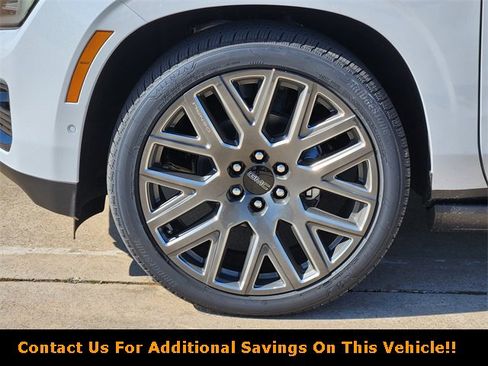 New 2026 GMC Yukon Denali Ultimate w/ LPO, Floor Liner Package image 7