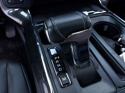 Used 2021 Ford F150 Lariat image 31