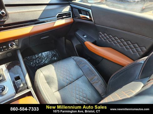 Used 2022 Mitsubishi Outlander GT image 15