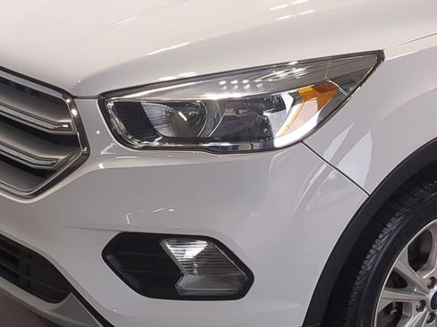 Used 2019 Ford Escape SE AWD/4WD image 14