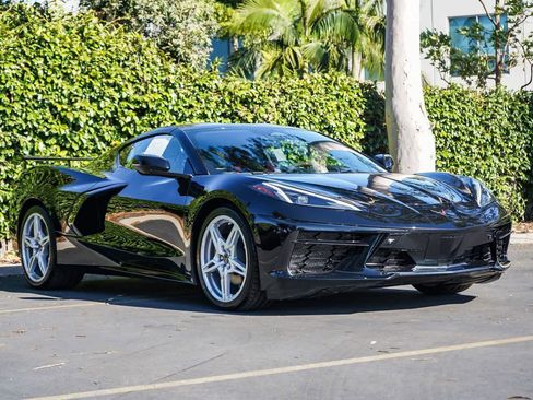Used 2024 Chevrolet Corvette Stingray Preferred Cpe w/ 2LT RWD image 3