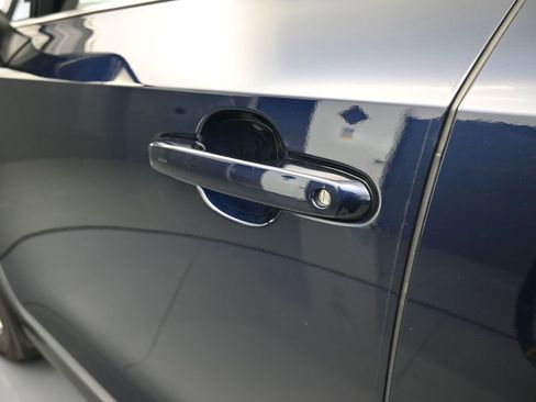 Used 2025 Toyota Grand Highlander AWD Hybrid image 33