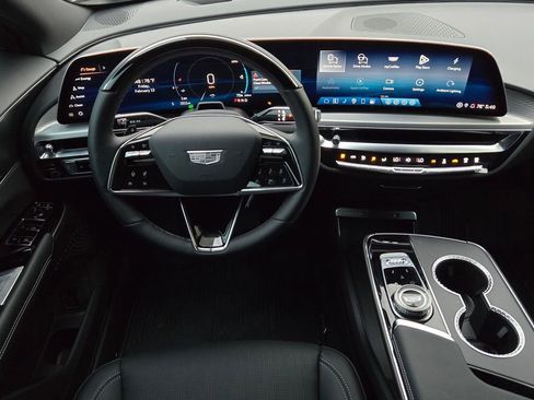 New 2026 Cadillac Lyriq Sport image 14