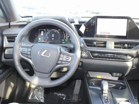 Certified 2025 Lexus UX 300h 300h image 14