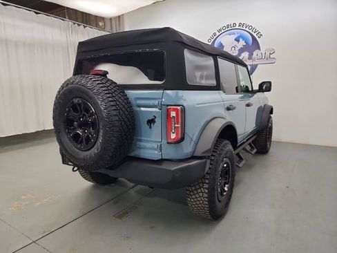 Used 2023 Ford Bronco Wildtrak image 11