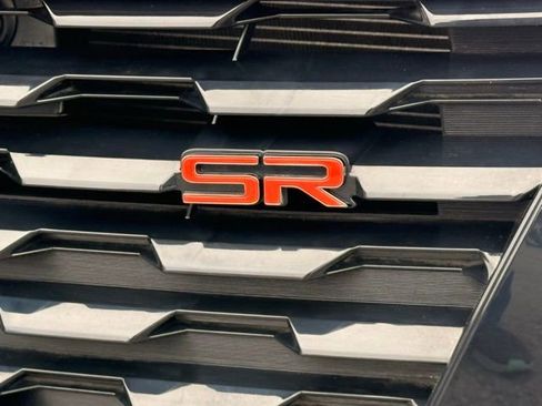 Certified 2024 Nissan Altima 2.5 SR image 9