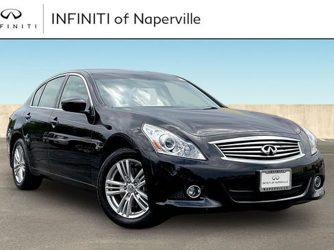 Used 2015 INFINITI Q40 AWD w/ Navigation Package image 1