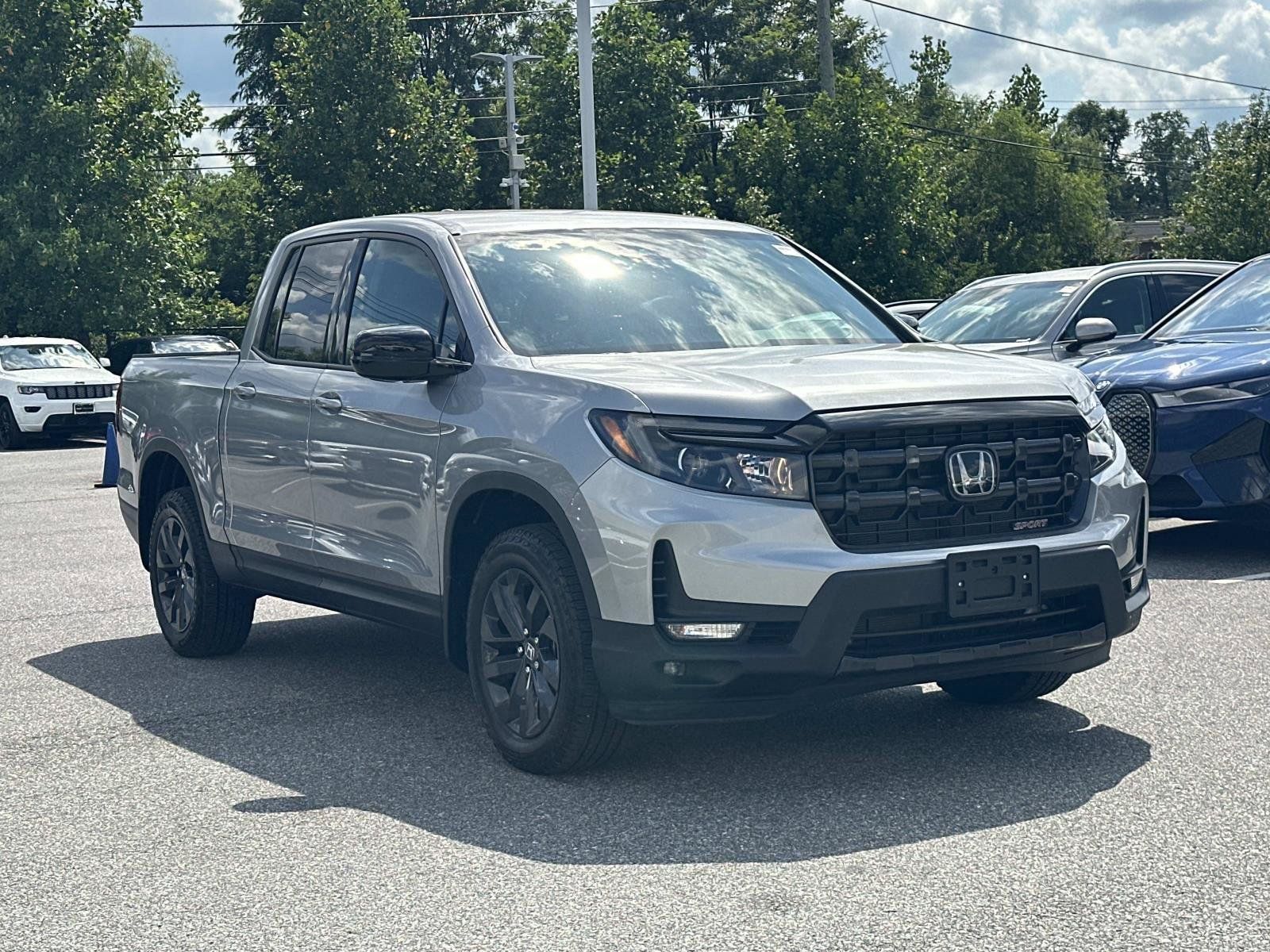 Used 2024 Honda Ridgeline Sport image 6