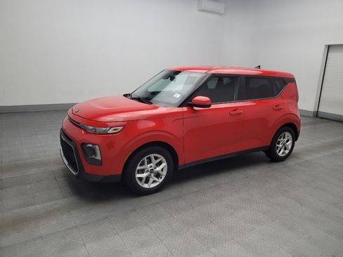 Used 2021 Kia Soul S image 2