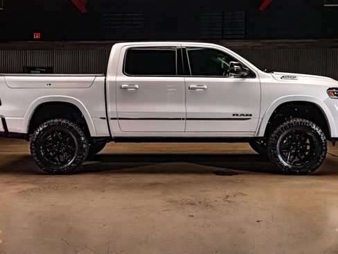 Used 2025 RAM 1500 Tungsten w/ Off Road Group AWD/4WD image 10
