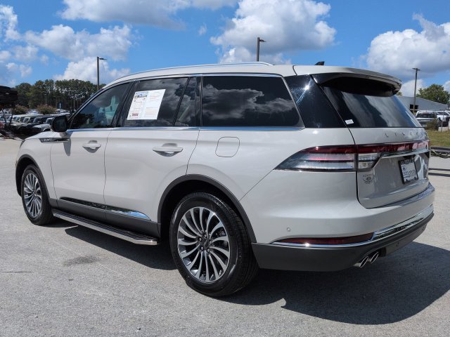 Used 2023 Lincoln Aviator Reserve w/ Equipment Group 201A AWD/4WD image 7