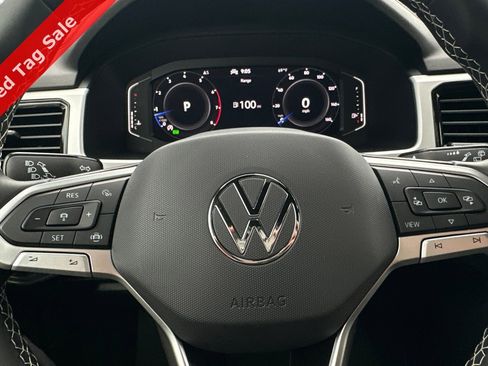 Used 2023 Volkswagen Atlas Cross Sport SE image 23