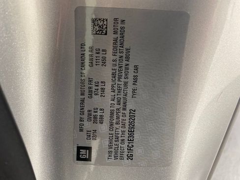 Used 2014 Chevrolet Camaro LT RWD image 32