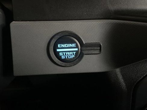 Used 2023 Ford Bronco Base image 23