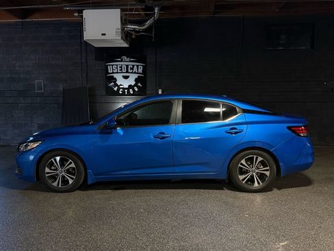 Used 2020 Nissan Sentra SV FWD image 3