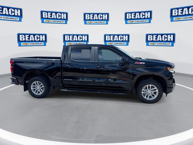 Used 2023 Chevrolet Silverado 1500 RST w/ Z71 Off-Road Package AWD/4WD image 9