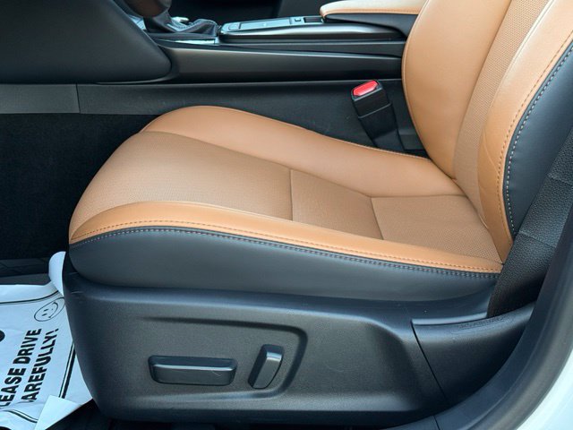Used 2024 Lexus IS 300 w/ Comfort Package RWD image 14