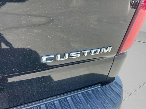 Used 2019 Chevrolet Silverado 1500 Custom Trail Boss w/ Custom Convenience Package AWD/4WD image 12