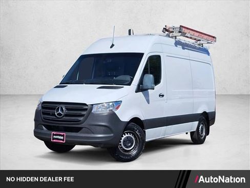 Used 2022 Mercedes-Benz Sprinter 2500 image 1