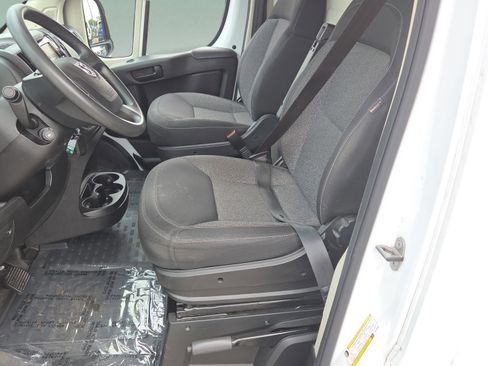 Used 2021 RAM ProMaster 3500 w/ Convenience Group FWD image 9