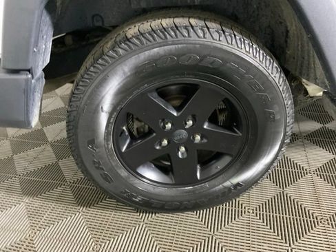 Used 2016 Jeep Wrangler Unlimited Sport w/ Quick Order Package 24S AWD/4WD image 12