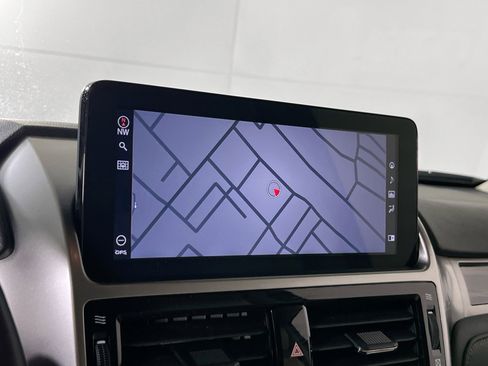 Used 2023 Lexus GX 460 Premium w/ Premium Package image 13