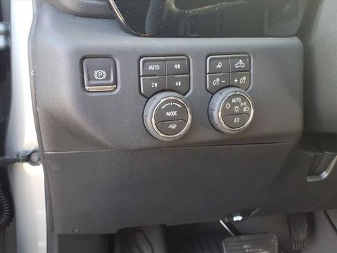 New 2026 Chevrolet Silverado 3500 LT w/ All Star Edition AWD/4WD image 15