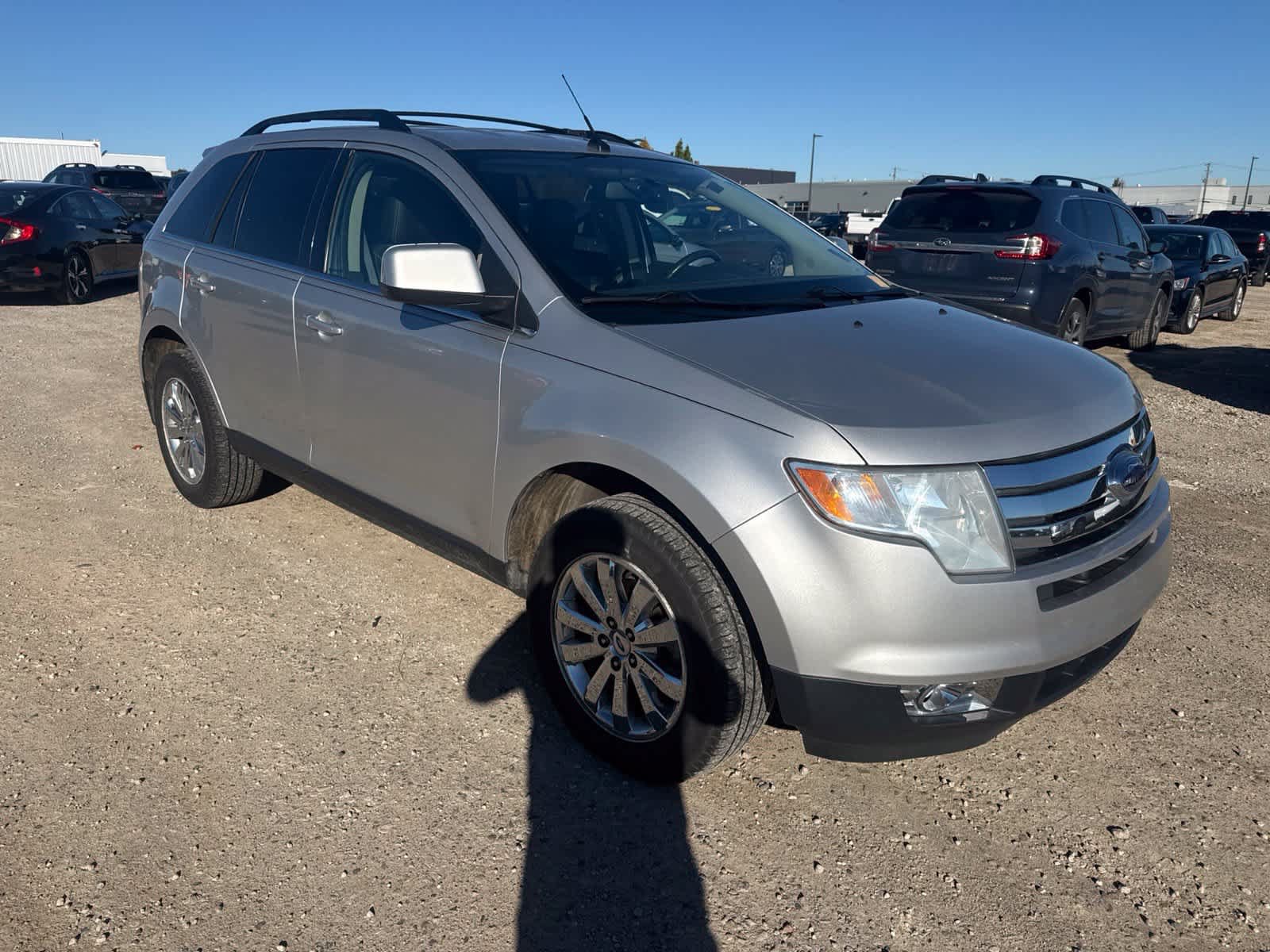 Used 2010 Ford Edge Limited FWD image 4