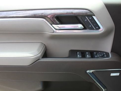 Used 2024 Chevrolet Silverado 1500 LTZ w/ Z71 Off-Road Package image 36