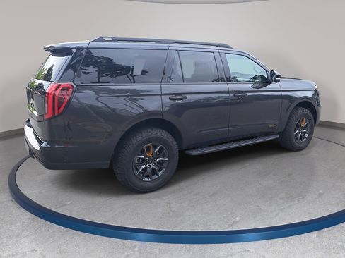 Used 2025 Ford Expedition Tremor AWD/4WD image 5