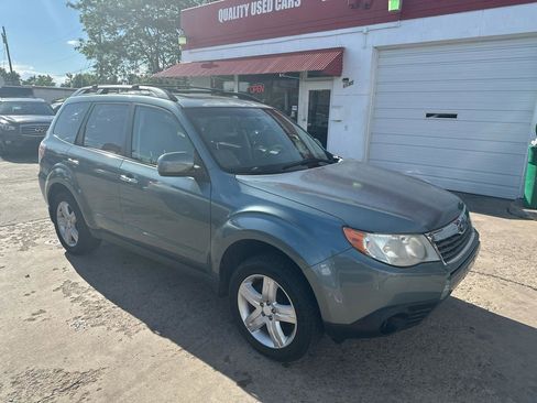 Used 2010 Subaru Forester 2.5X Premium w/ Popular Equipment Group 1A AWD/4WD image 3