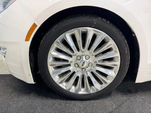 Used 2013 Lincoln MKZ image 15