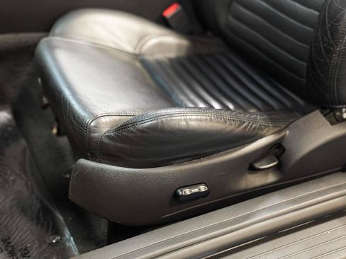 Used 2002 Ford Thunderbird RWD image 23