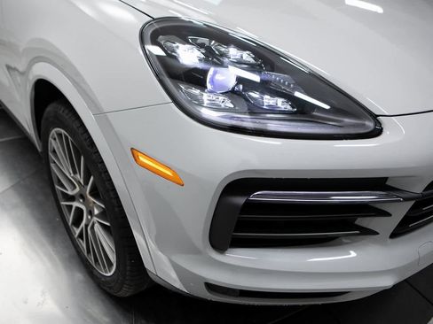 Certified 2023 Porsche Cayenne S Platinum image 12