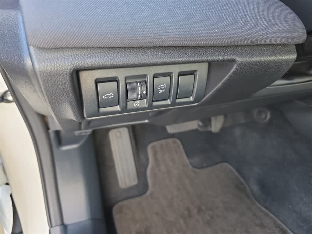 Used 2024 Subaru Outback Premium AWD/4WD image 10